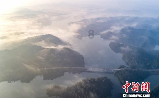 超可爱小精灵